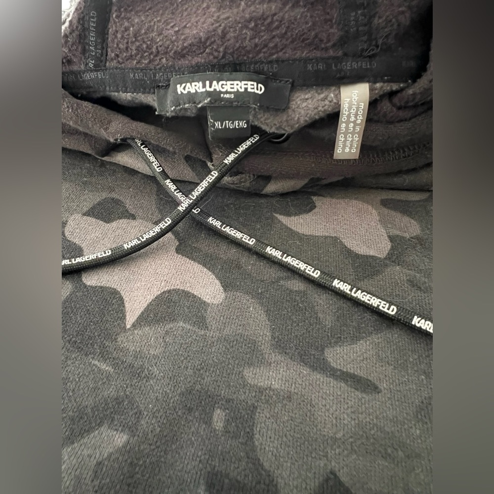 Karl Lagerfeld Camo Hoodie Gray with Black Accents Men’s XL - Picture 3 of 7